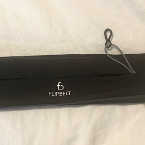 Black medium flipbelt running belt